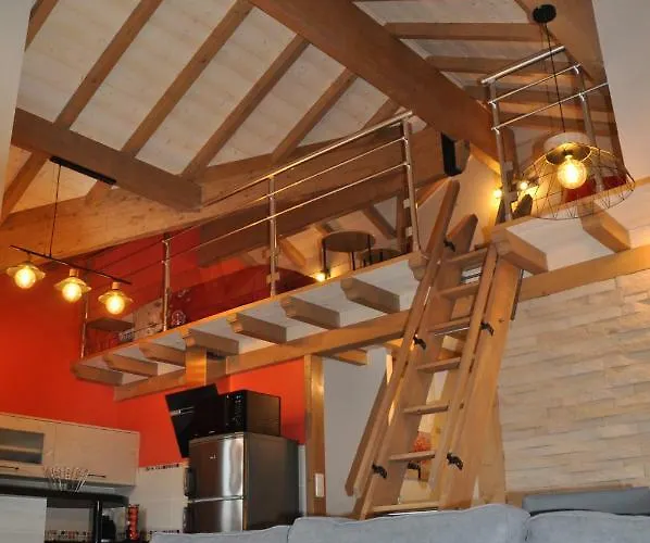 샬레 Les Charmes Du Sauna Et *