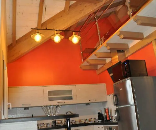 Les Charmes Du Sauna Et Шале