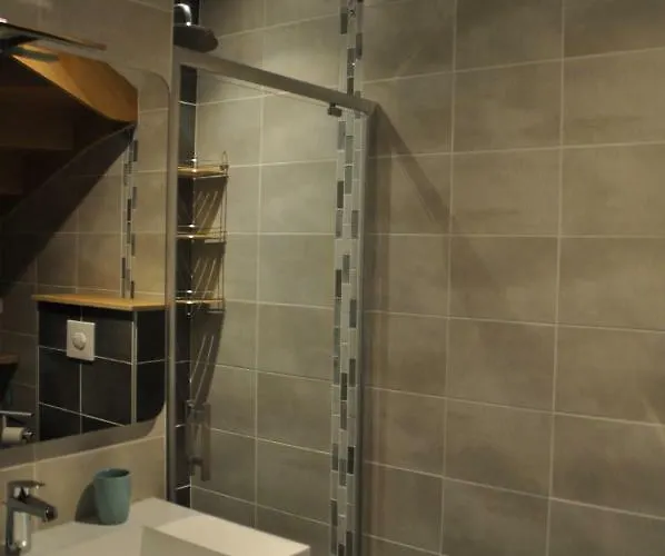 Шале Les Charmes Du Sauna Et *